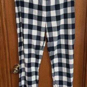 Women’s Wondershop Black and White Plaid Pajama Pants